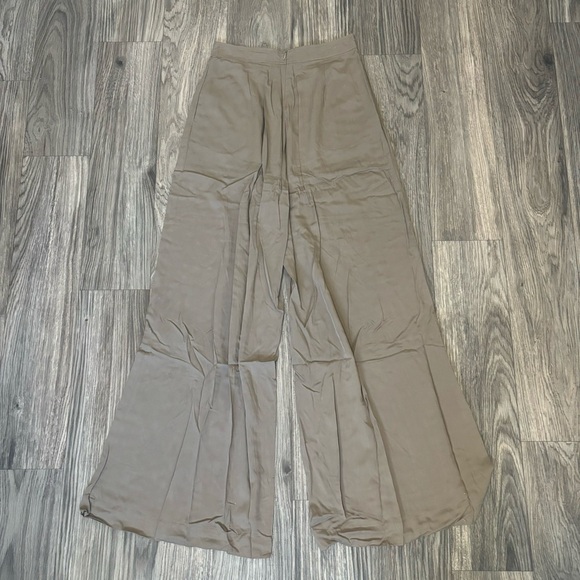 Naked zebra pants - Picture 2 of 2